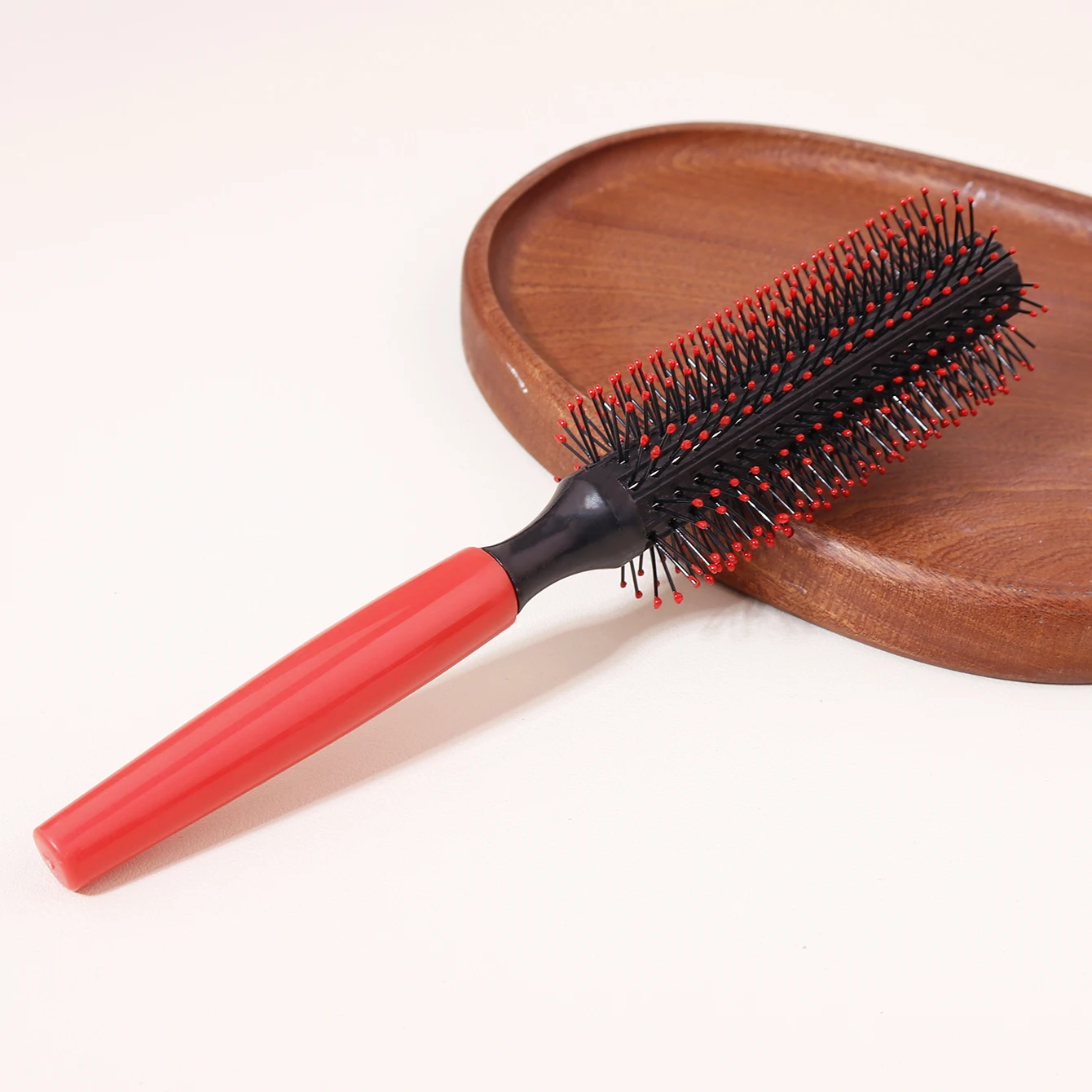 Hair Brush Quiff Roller Brush Non-Slip All Hair Brush Women Men Round Hair Brush Styles Rockabilly Real Hair Wigs 1Pc