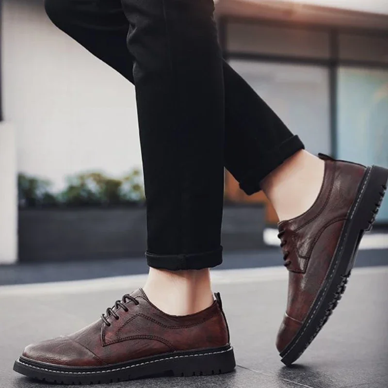 Leather Shoes for Men Dress Formal Business Man Casual Shoe Flat Brogue Common Social Classic Original Low Price Luxury Sale Pu