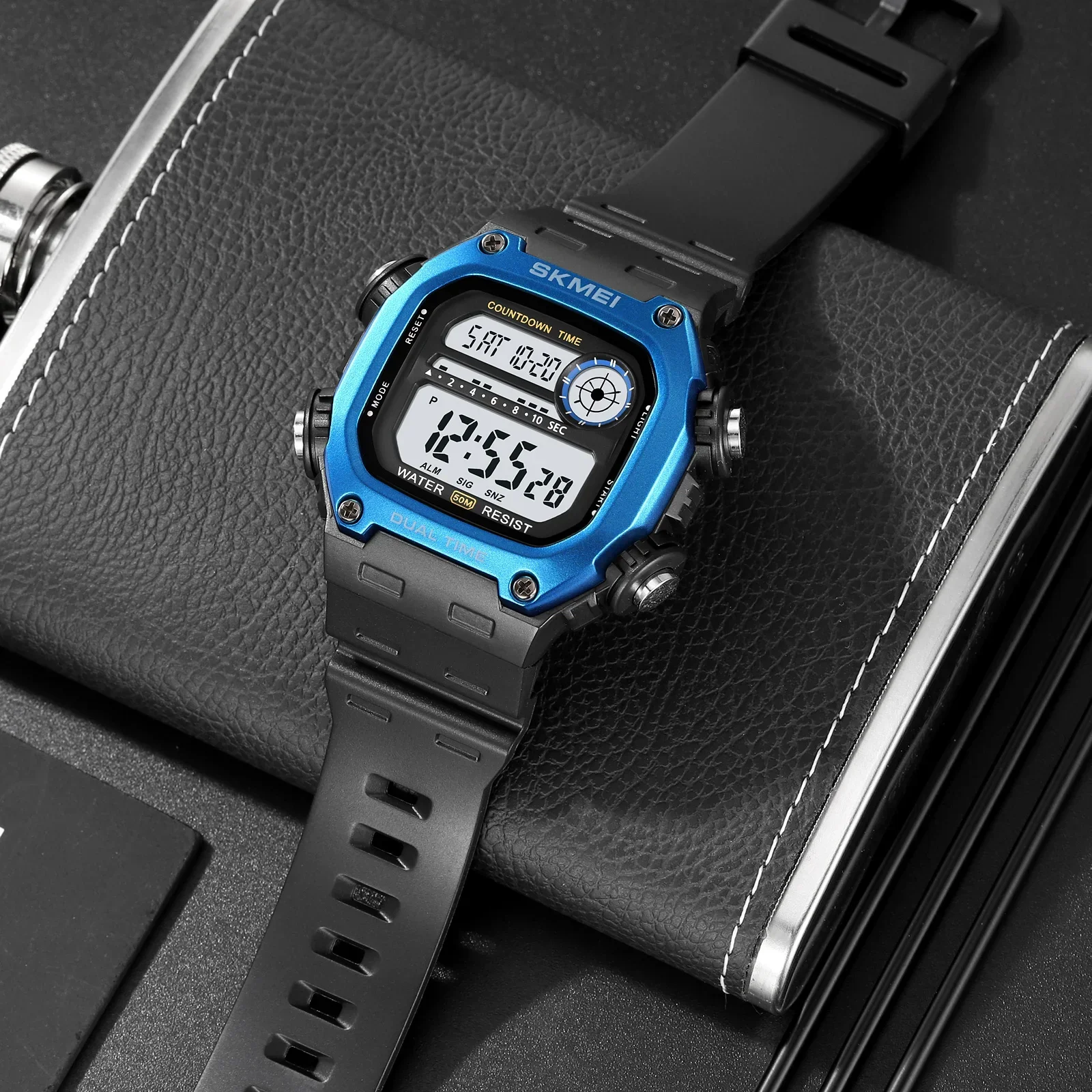 SKMEI Back Light Dightal Countdown Sport Watches Mens Fashion 5Bar Waterproof Stopwatch Wristwatch Alarm montre homme 2126 2