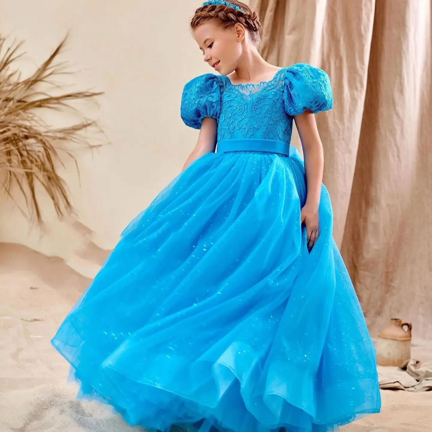 

Glitter Blue Flower Girl Dresses Cap Sleeves Kids Birthday Party Dress Lace Sequins Floor Length Pageant Gown