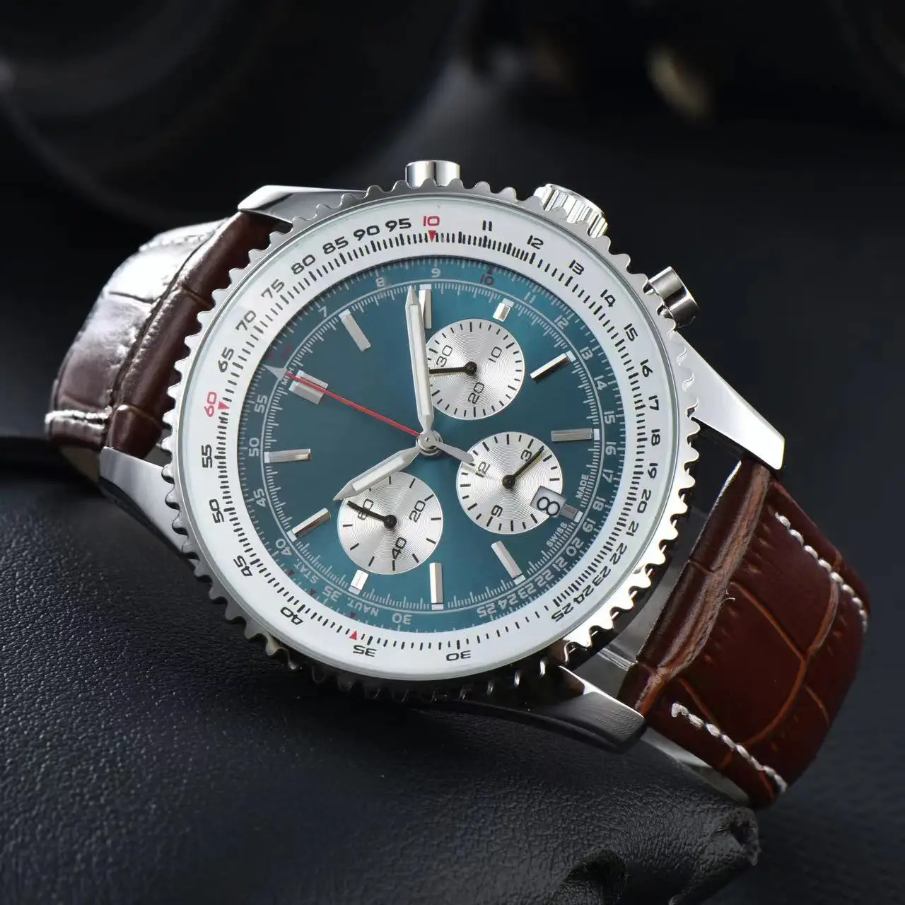 NieuwDesignHerenhorlogeHogeKwaliteitLuxeHerenhorlogeMultifunctioneelChronograafHorloge.jpg
