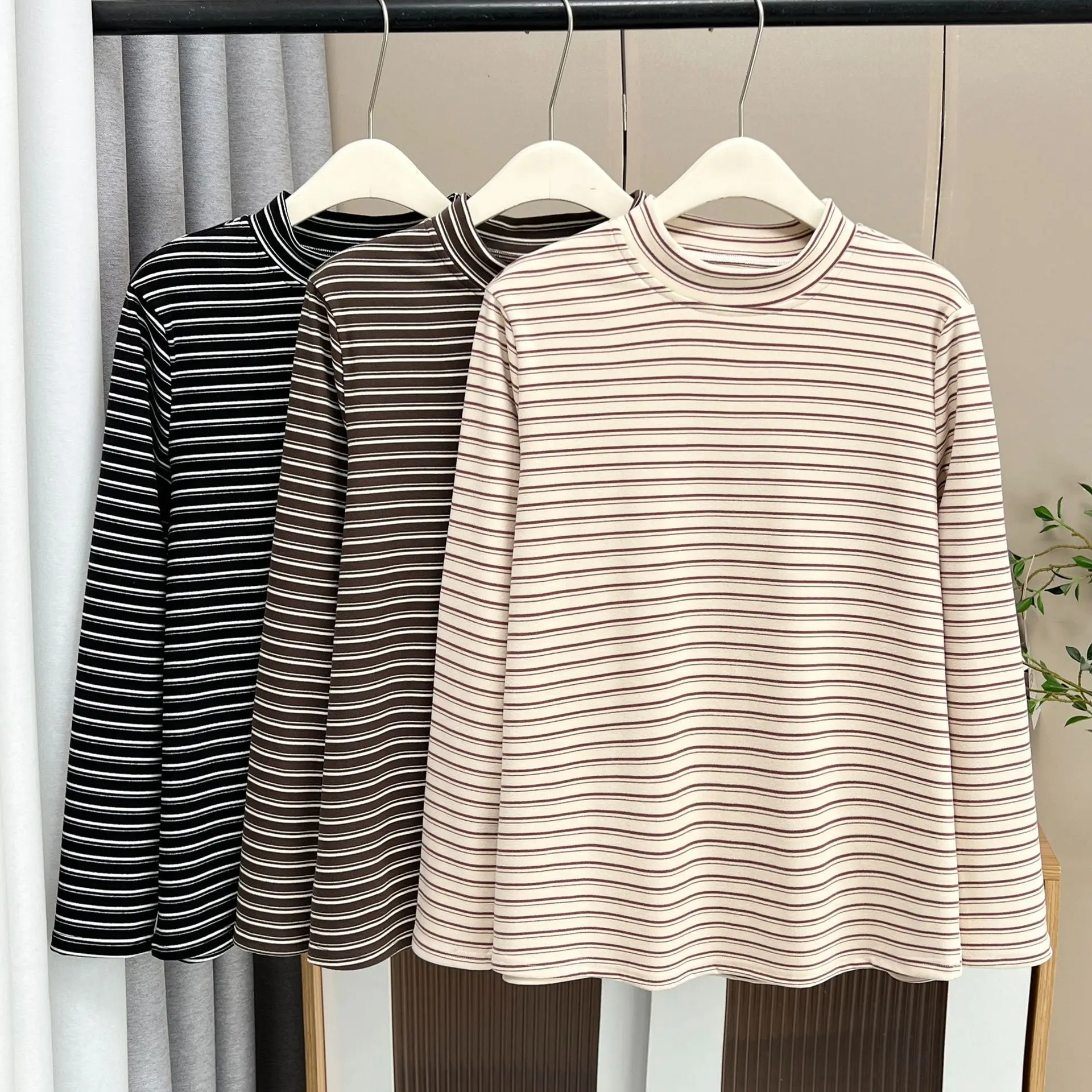 XXXXL Fashion Plus Size Women's T-Shirt Basic And Versatile Striped Cationic Tops In The Autumn And Winter Of 2025