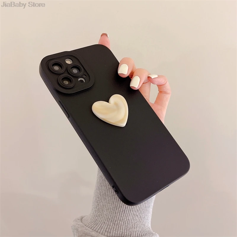 Mobilskal i flytande silikon med glitterhjärta för iphone_voghion.com