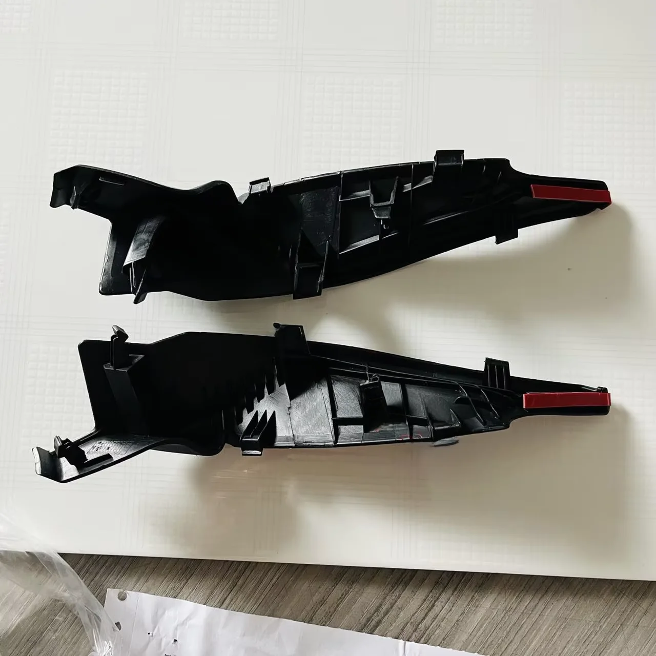 Original Front Windshield Lower Trim Panel Cover For Chery Tiggo 7 Pro J68-5302111 J68-5302112 High Quality