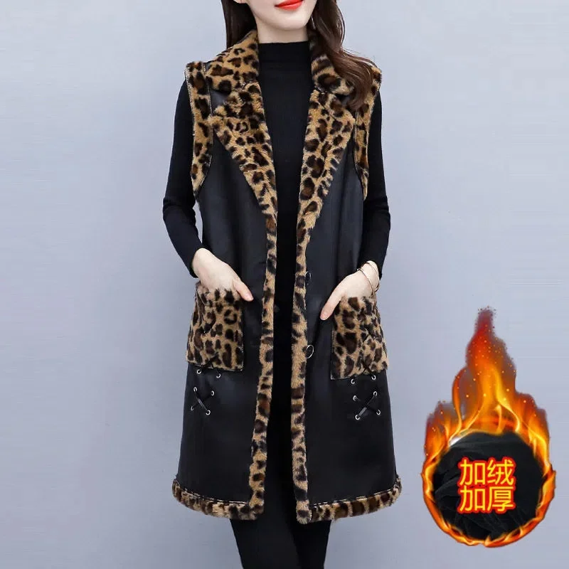 

Fashion in the long 2022 Autumn/Winter New Patchwork Vest Leopard-print Plus Velvet Thick Horse Clip fur One Warm Coat Woman