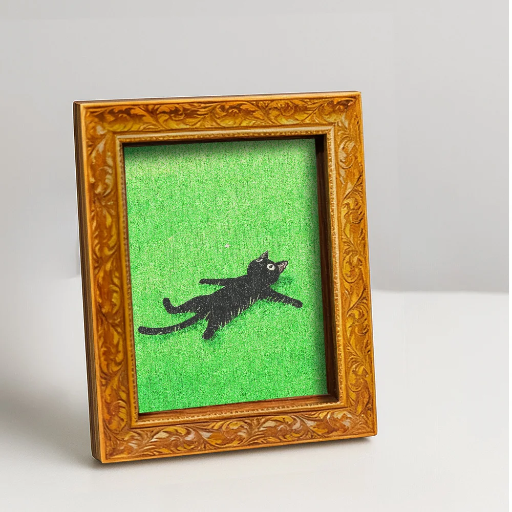 Schwarze Katze auf Gras liegend Kühlschrankmagnet, Vintage-Holzrahmen-Kunst mit vollständig magnetischer Rückseite für Küchenkühlschrank & Heimdekoration