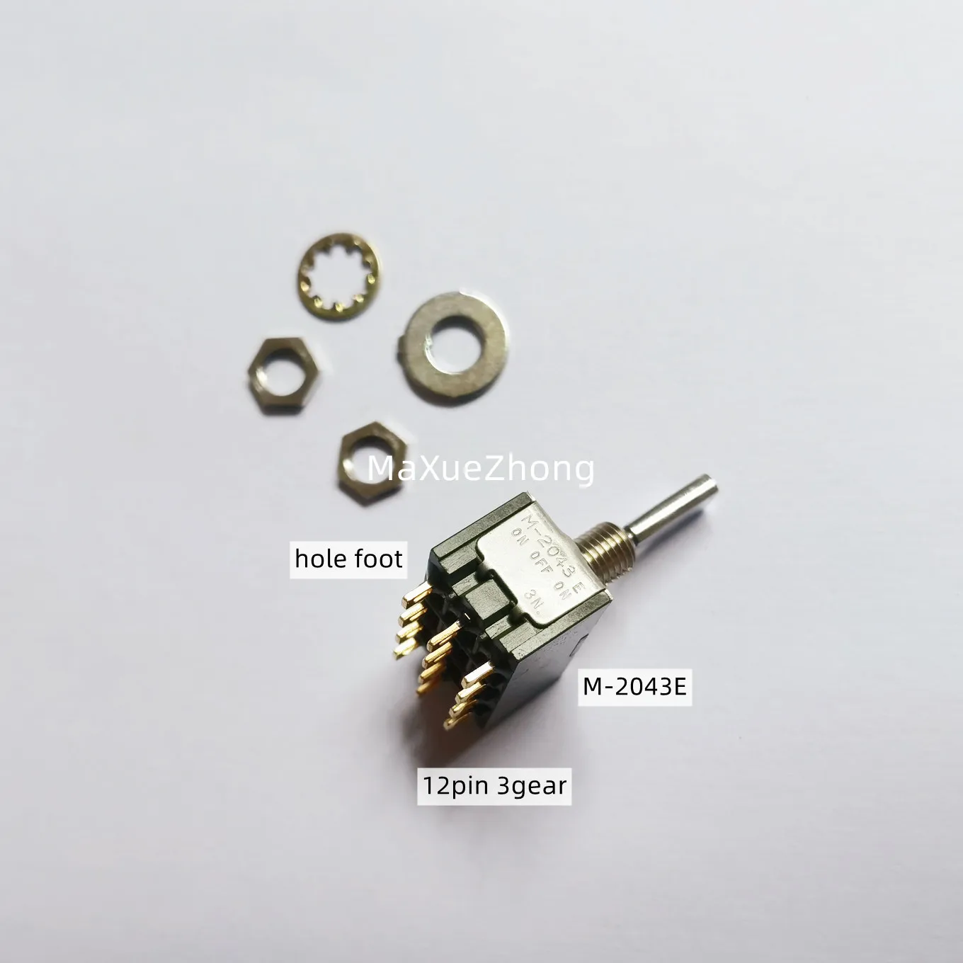 Originale Nuovo 100% M-2043E-G M-2043E Mini Interruttore A Pulsante 12Pin 3Gear Shake Head Bilanciere 0.4Va On-Off-On