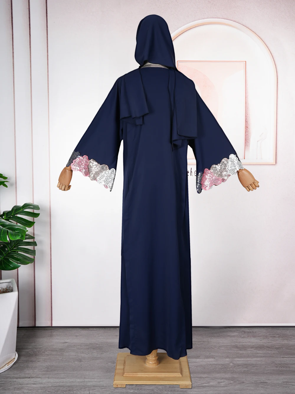 عبايات للنساء دبي فاخر 2025 فساتين راقية إسلامية أ...