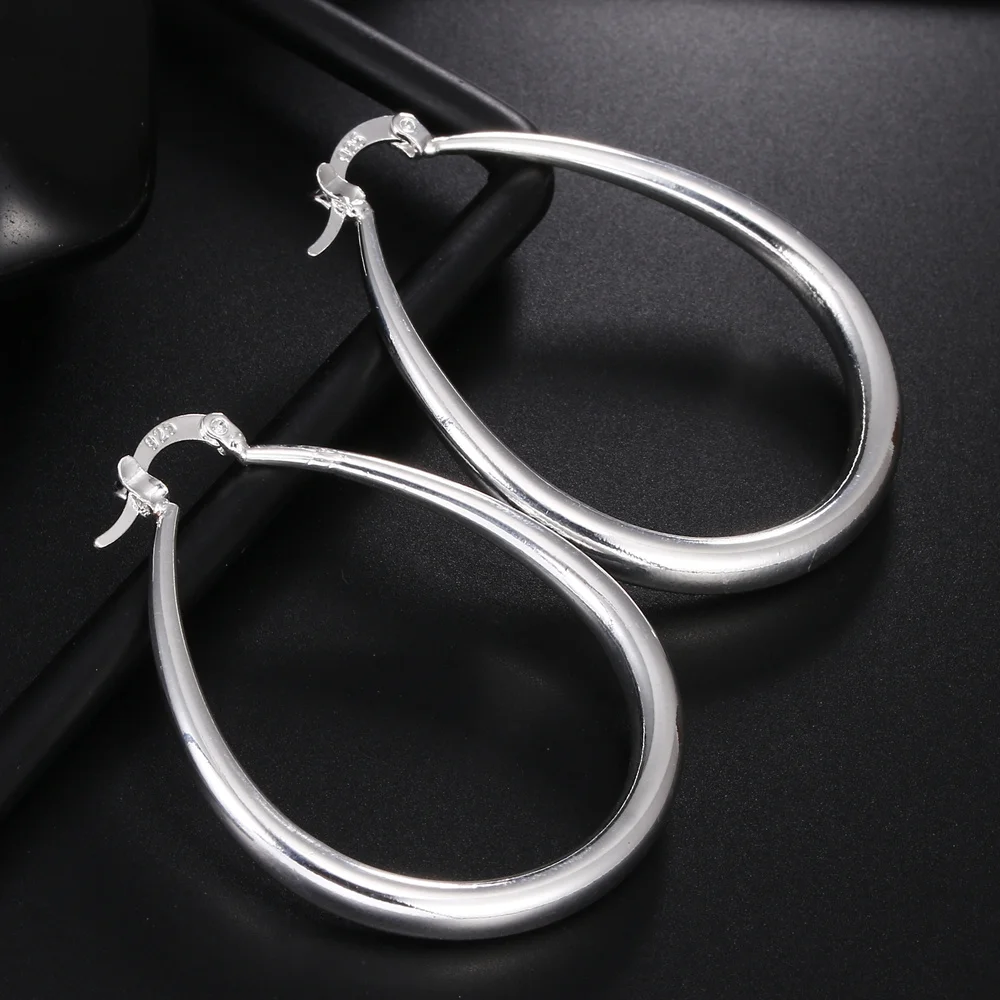 Elegant 18K Gold-Plated Silver Hook Earrings - Chic Fashion Jewelry