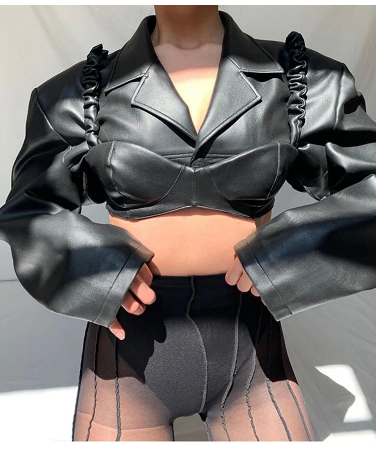 

2024 Spring Autumn Short Black Light Faux Leather Jacket Women Long Sleeve Lapel Runway Stylish Sexy Fashion Cropped Top