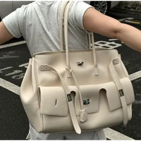 Sac fourre-tout de banlieue de luxe de grande capacité, texture à la mode et avancée, sac à main en cuir souple et généreux résistant à l'usure 5
