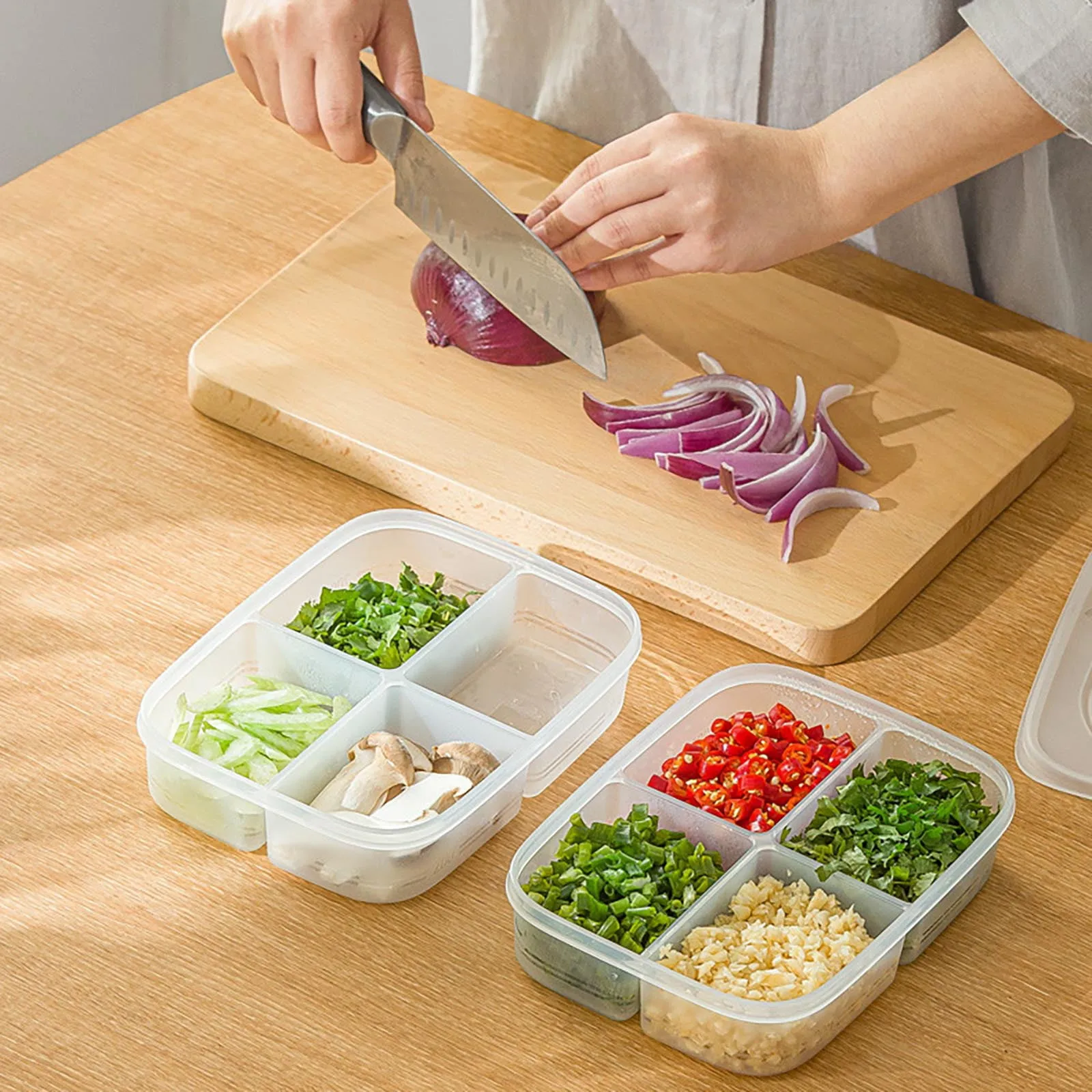 https://ae01.alicdn.com/kf/S3290f61af29e4f0287c7a675236e43ceP/Divided-Veggie-Tray-With-Lid-Vegetable-Storage-Square-Relish-Storage-Bags-Organizer-Drawer-Fridge-Glass-Storage.jpg