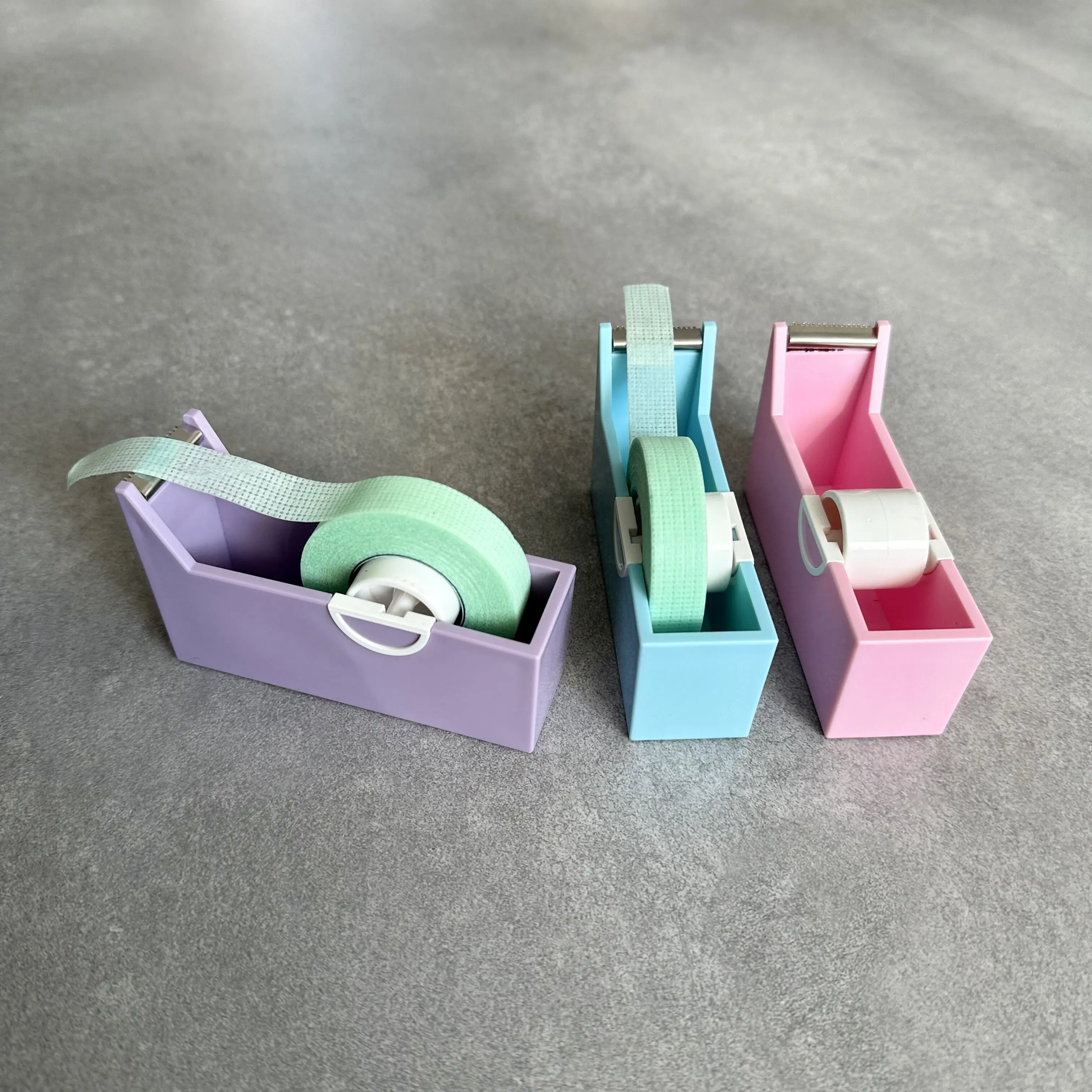 

Eyelash Extension Lashes Adhesive Tape cutter Black White Tape Dispenser Professional eyelash grafting tool tape cutter