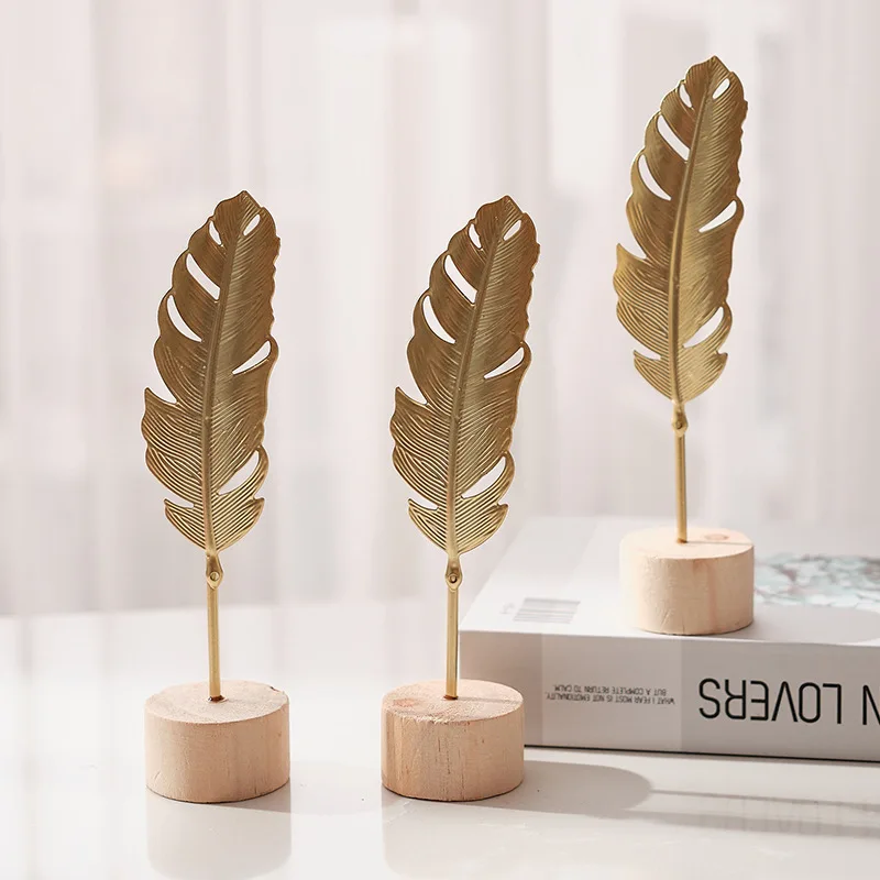 1pcs Golden Ginkgo Leaf Feather Metal Model Figurines Manual Desktop Crafts Ornaments Photo Props Statues Sculptures Home Decor 2