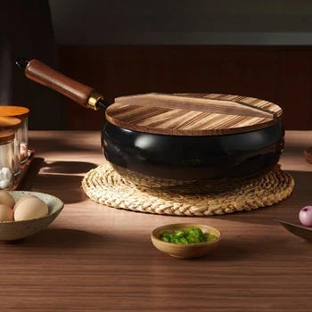 Traditional Iron Belly Wok 1