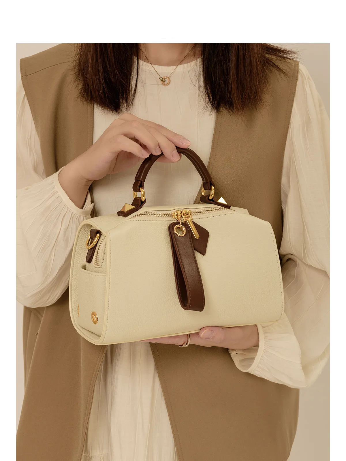 Maxdutti French Leather Handbag Fashion Ladies Commuter Casual Large Capacity Boston Pillow Bag Women Messenger Shoulder Bag