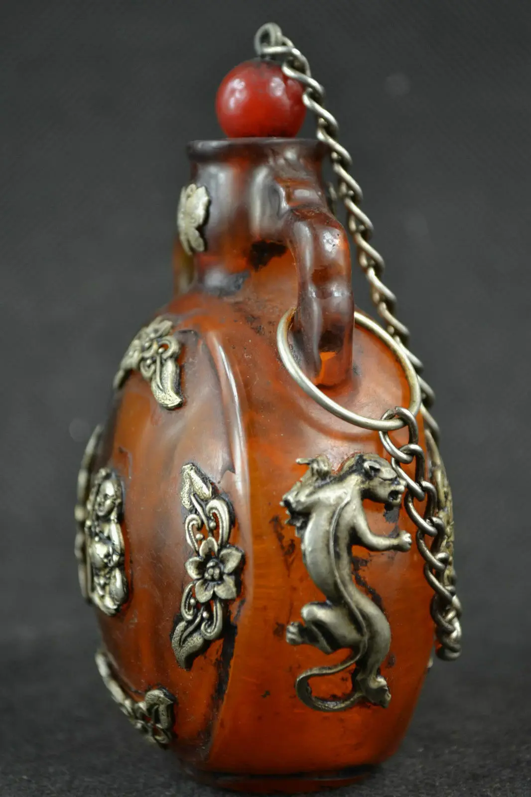 China old Tibet silver amber carved butterfly Buddha statues snuff bottle 5