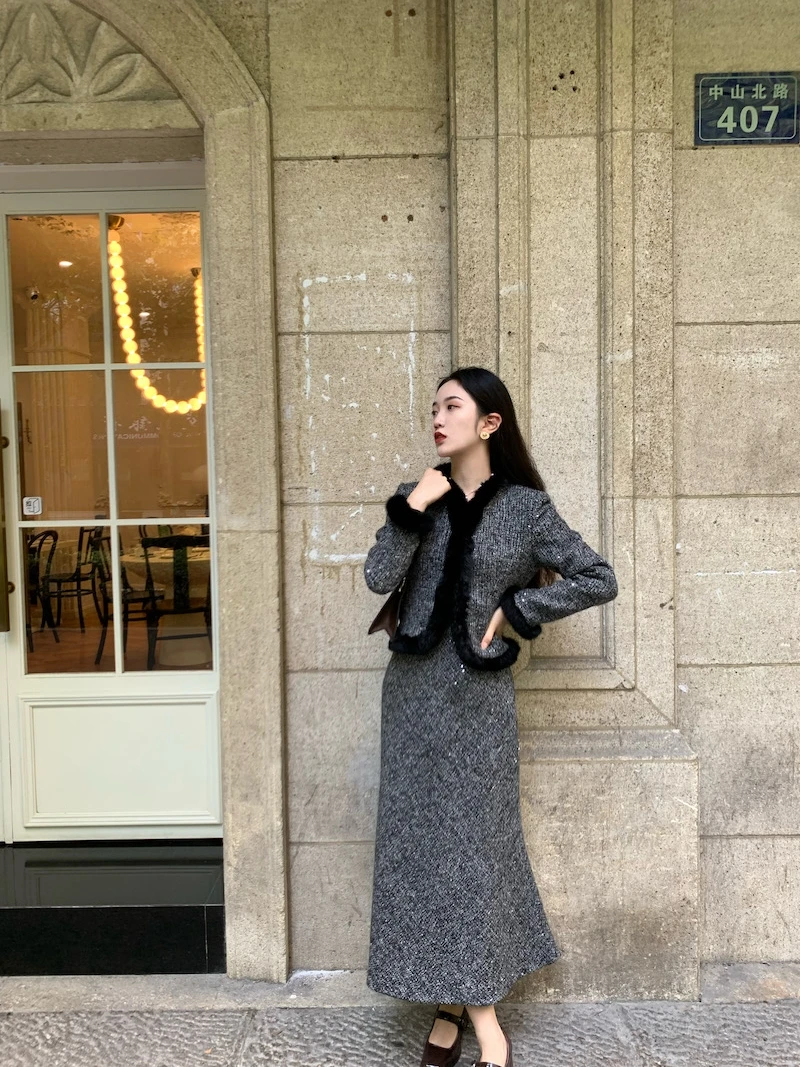 

Retro Autumn and Winter Women Suit Skirt Set Spliced Rabbit Fur Tweed Suit Short Coat Fishtail Skirt Suit Coat Top Two-Piece Set