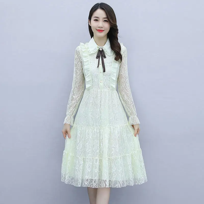 

Medium and long women's dress children's 2022 spring and Autumn New Women's wear high-end long sleeved lace dress