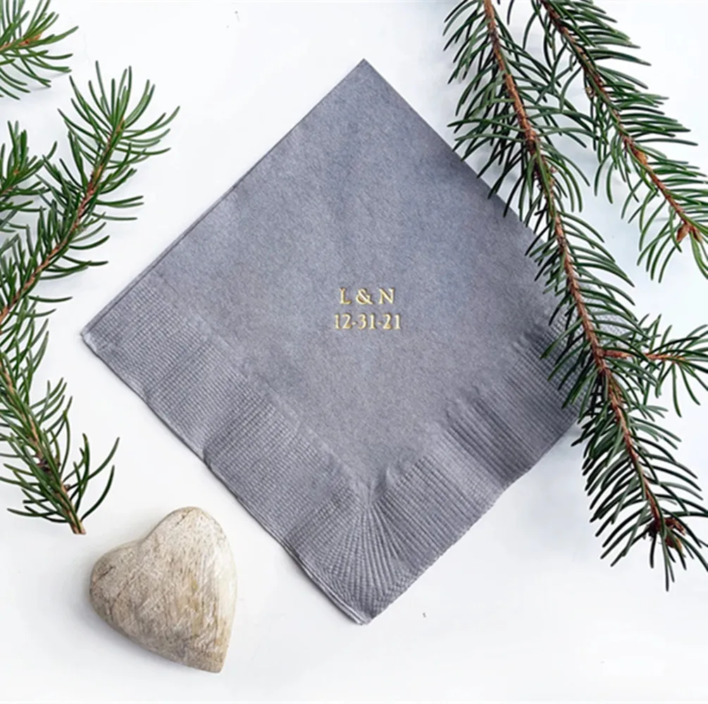 

50 индивидуальных коктейльных салфеток. Персонализированные бумажные салфетки для напитков. Свадебные салфетки на заказ. Инициалы, монограммные барные салфетки. Бирт