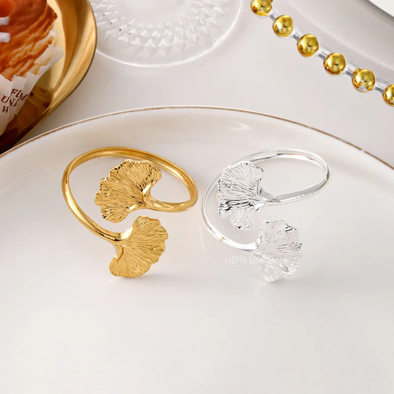 Creative Ginkgo Leaf Napkin Ring Elegant Table Decor Leaf Design Napkin Holder Ring for Dining Wedding Holiday Table Settings