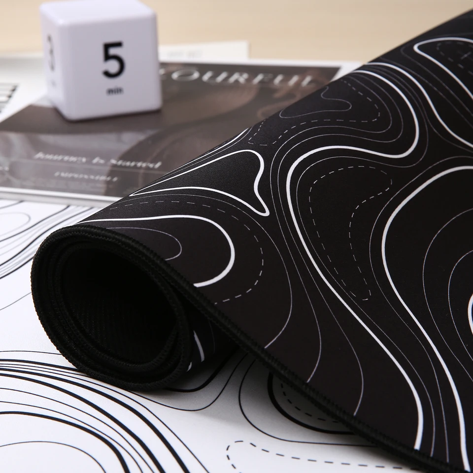 Tappetino Mouse Topografico XXL 80x30 Cm - Impermeabile, Base In Gomma Antiscivolo, Bordi Cuciti, Colore Bianco - 2