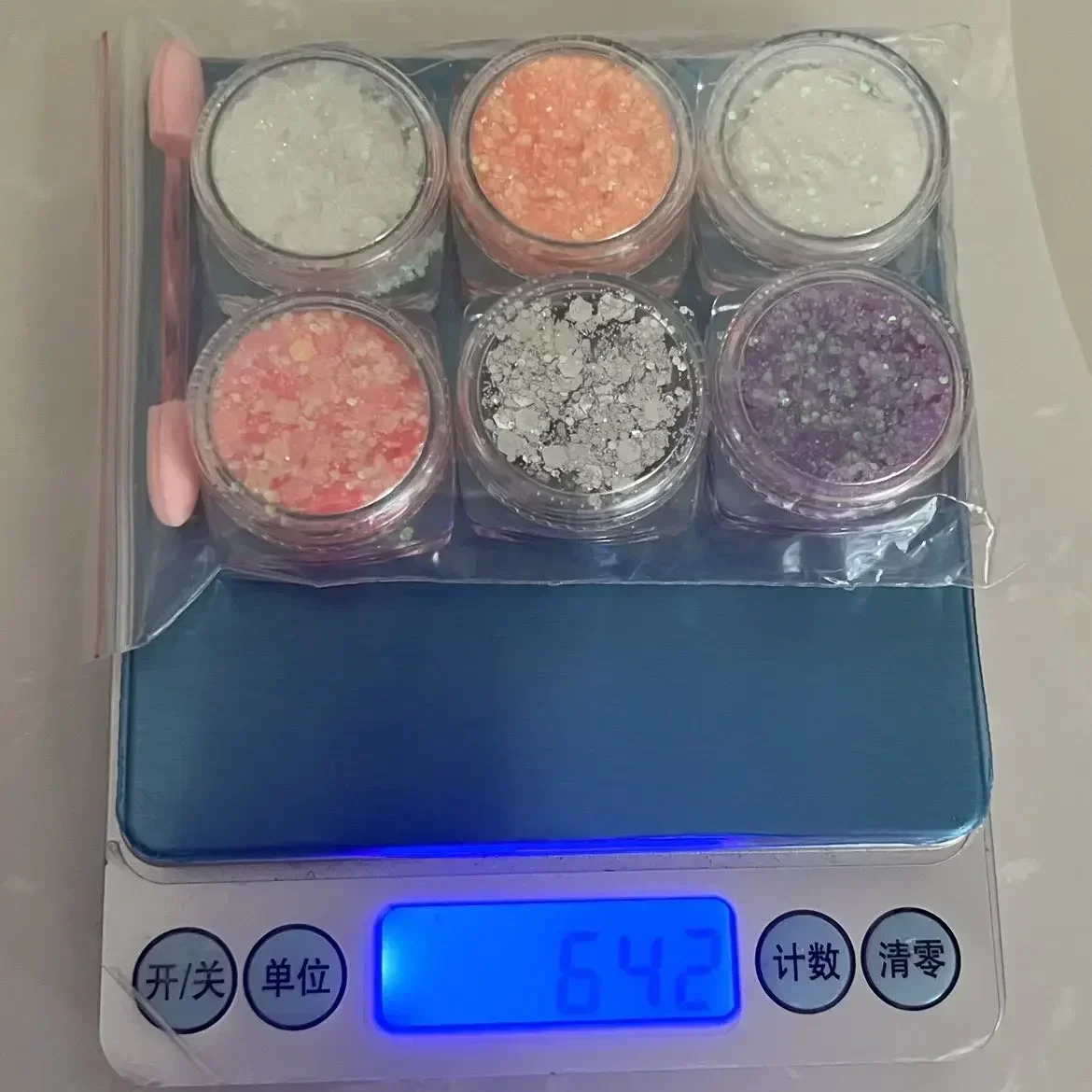 Eyeshadow glittery gel krém dráp vlasy tělo obličej glittery gel umění blesk srdce volné flitry krém slavnost večírek dekorace