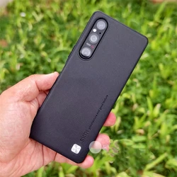 Luxury Silicone Leather Protective Phone Case - Stylish Bumper Design for Xperia 1 III 2021 (Black)