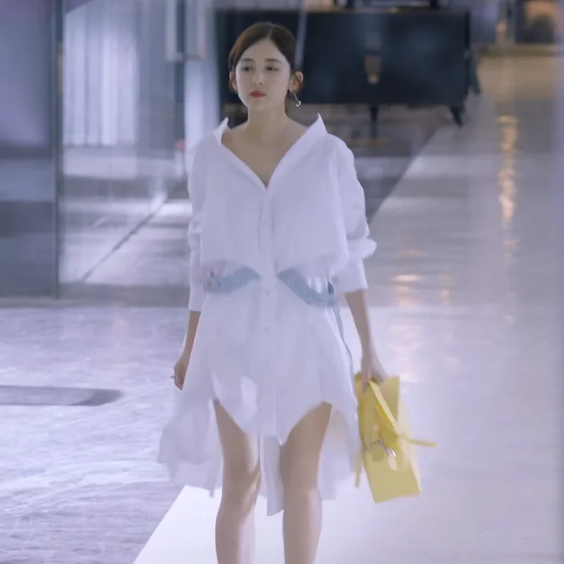 

Returning the World to You: Shen Yi'en Gulina Zha, Star Style White Shirt Dress, Women's Summer Loose V-Neck Clothes