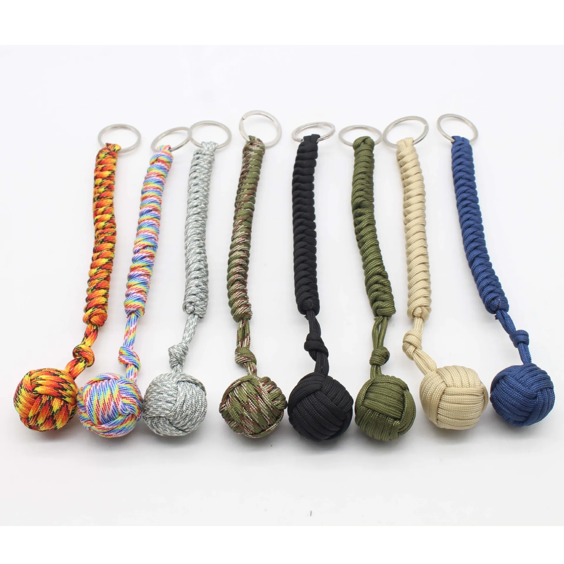 

EDC Outdoor Self-defense Survive Knot Ball Pendant 550 Seven-core Umbrella Rope Key Chain Hanging Chain Hand-woven Steel Ball