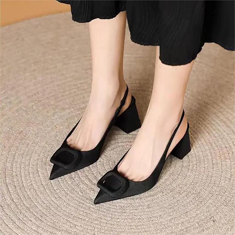 

TRAF Point Head Square Heel Slingbacks Pumps 2024 Women Square Ring Decorate Middle Heel Black Elegant Sandals Shoes For Woman