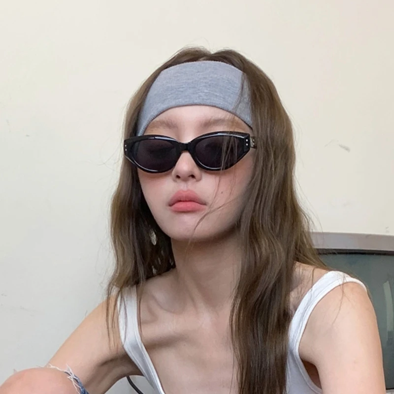 Fashionable Wide Band Headbands Headdress for Women’s Sports and Casual Wear - Image 4