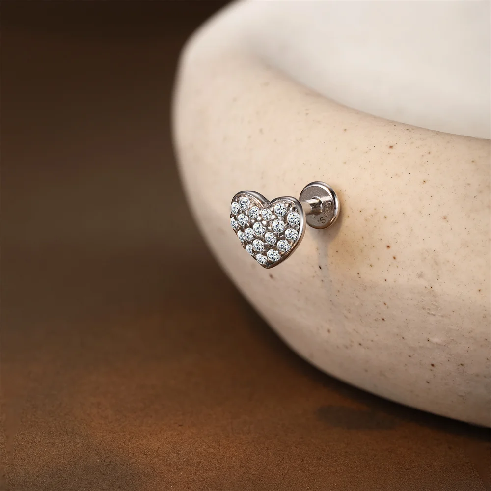 Aide S925 Sterling Silver Moissanite Earrings - Detail View