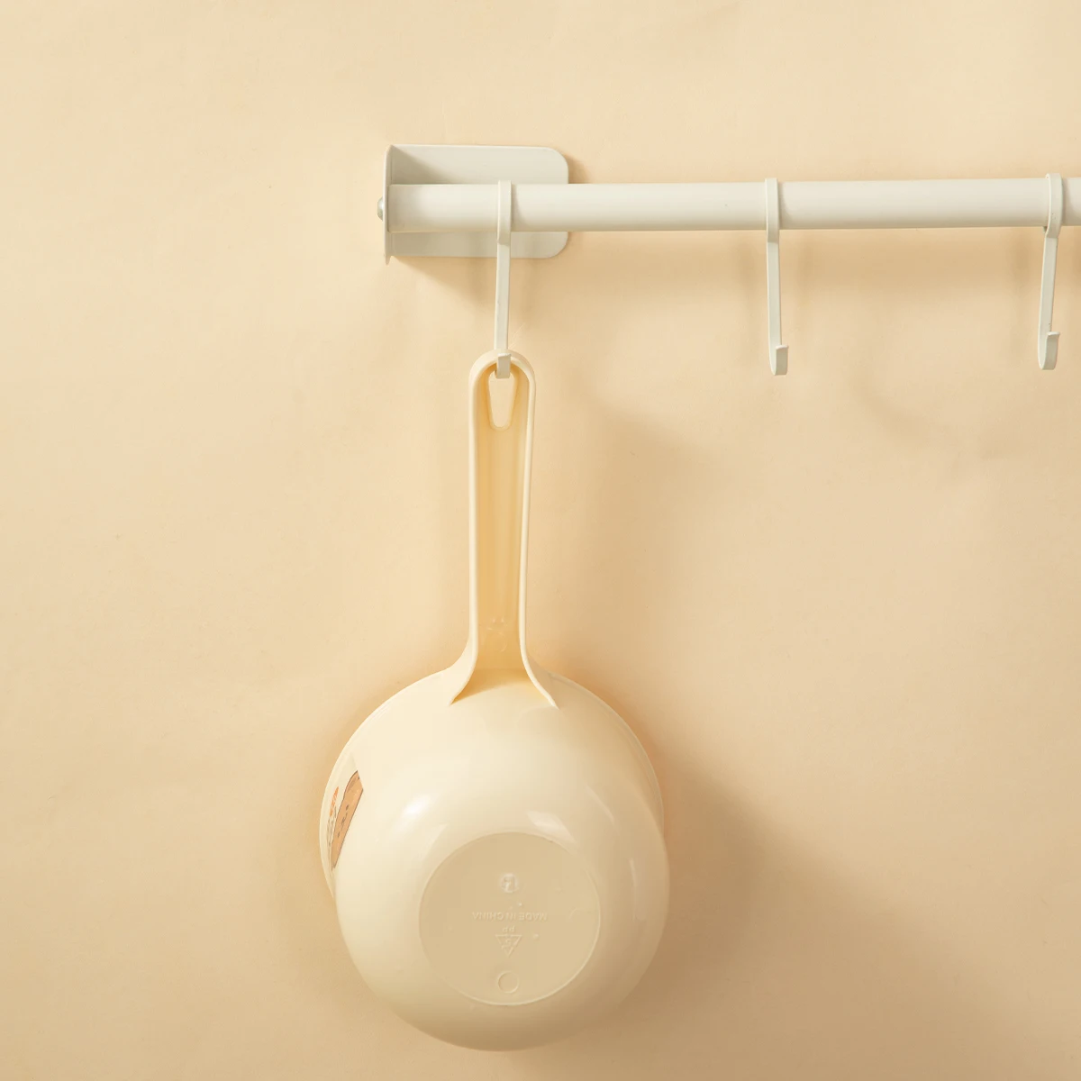 Plastic Water Ladle WORTHBUY Kitchen Thickened Water Dipper Long Handle Spoon Multifunctional Large Capacity Scoop