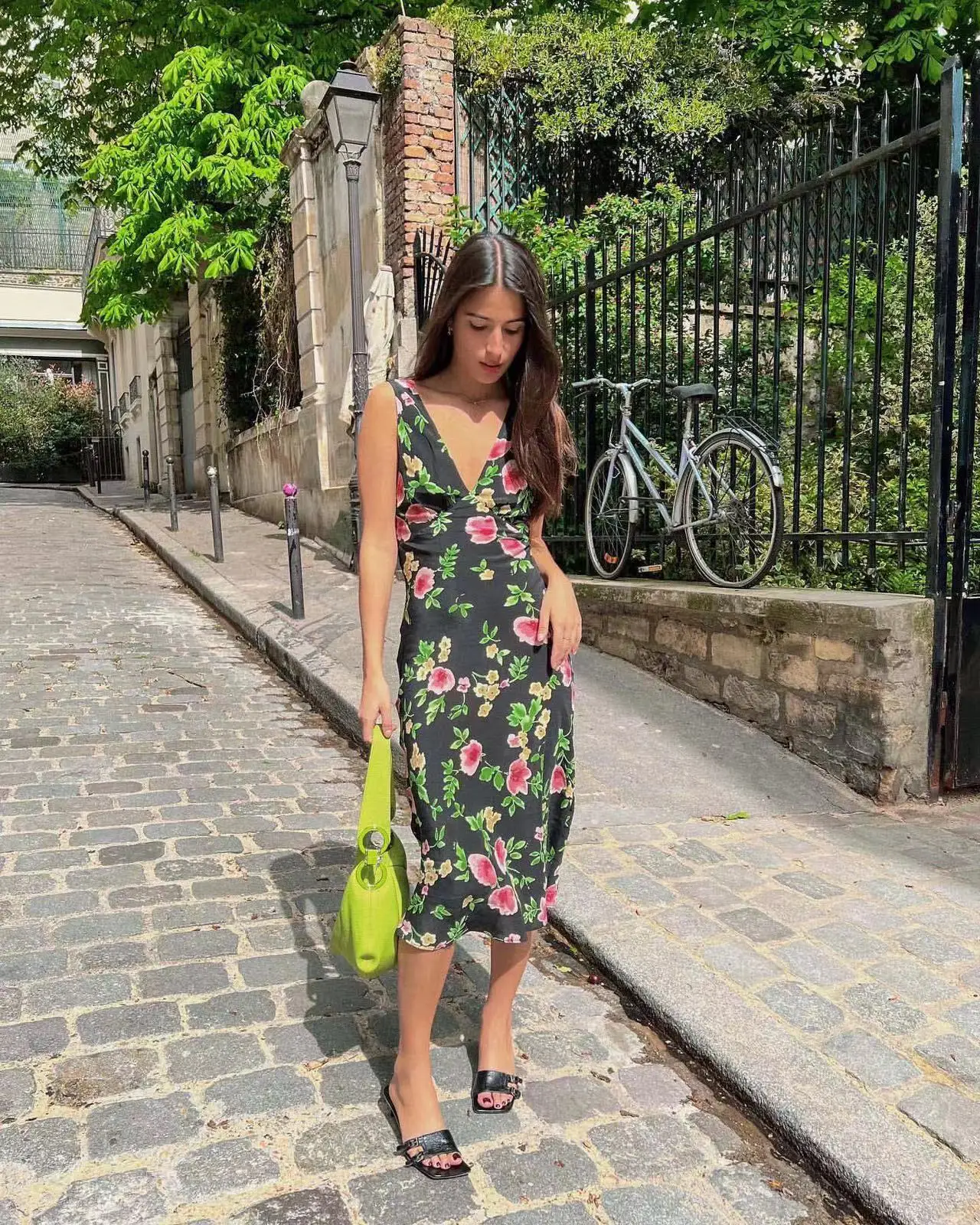 

2023 Summer 100% Silk Printed Fashion Sexy V-Neck Dresses