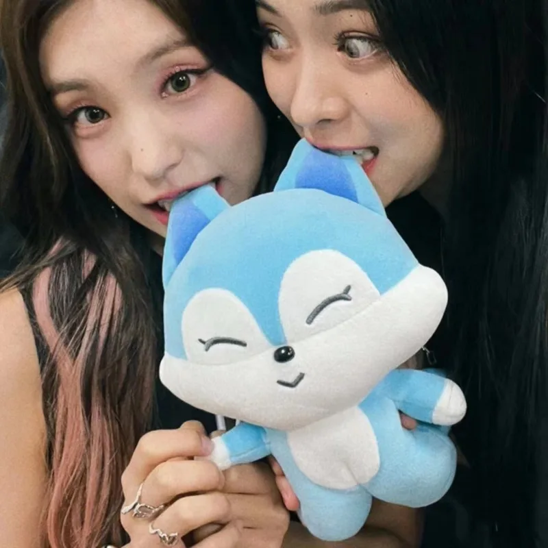

KPOP ITZY плюшевые куклы WDZY Kawaii Yuna Lia Yeji RyuJin ChaerYeong, Мультяшные герои для фанатов, детский подарок на день рождения