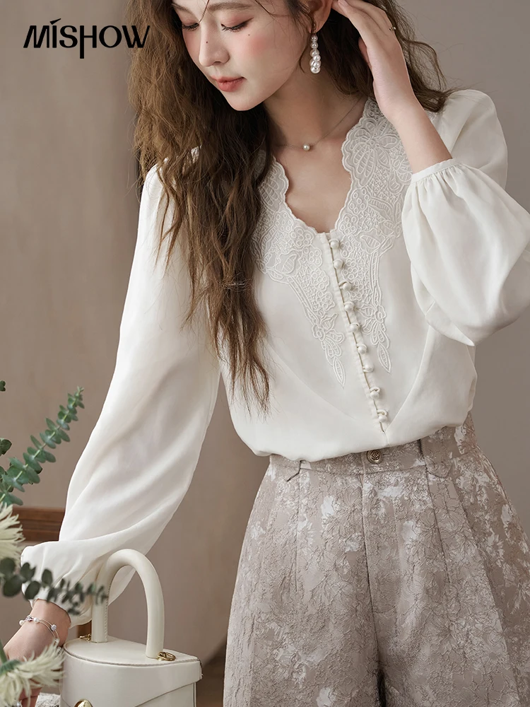 MISHOW Women's French Vintage Shirt 2024 100 Lyocell Fabric V-neck Embroidered Puff Sleeve Pearl Single Breasted Tops MXD15X1377