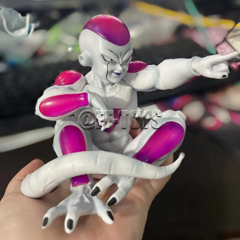 Figura Luminária Freeza Forma Final Dragon Ball Z 35cm Nova