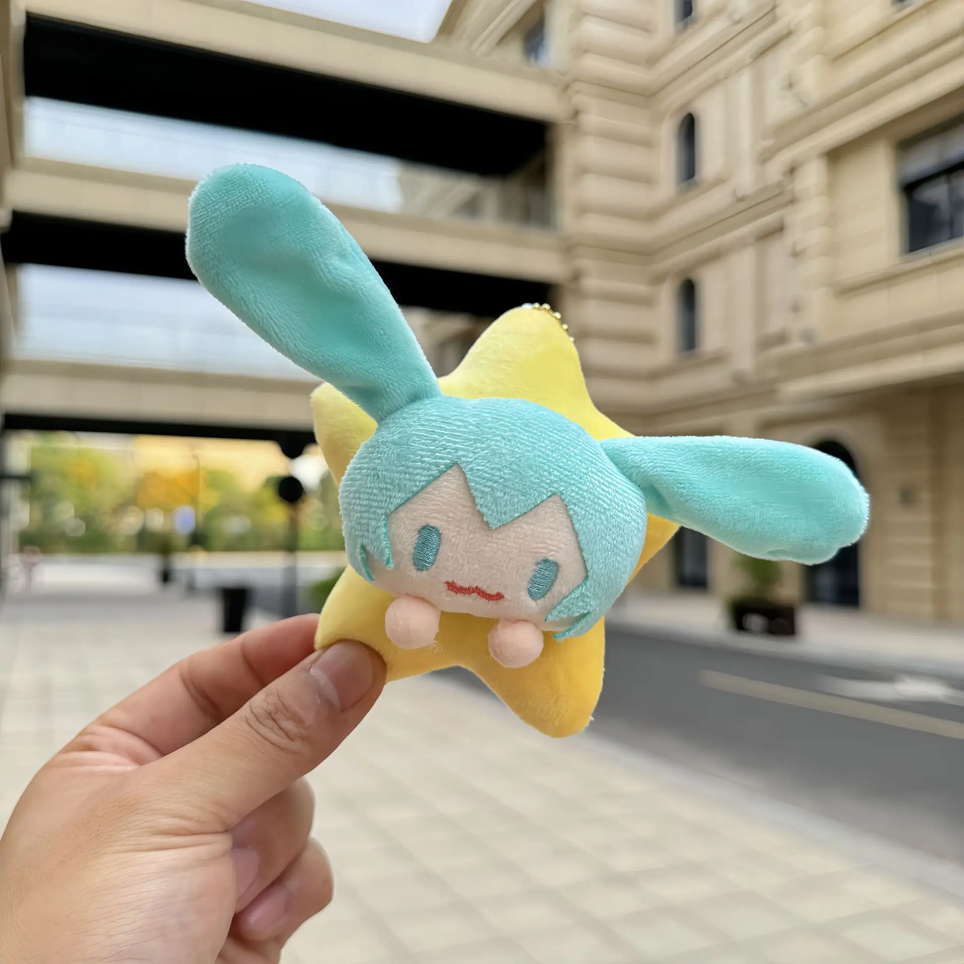 Kawaii Miku Hatsune Plush Keychain - Cute Star Bag Charm & Anime Vocaloid Ornament