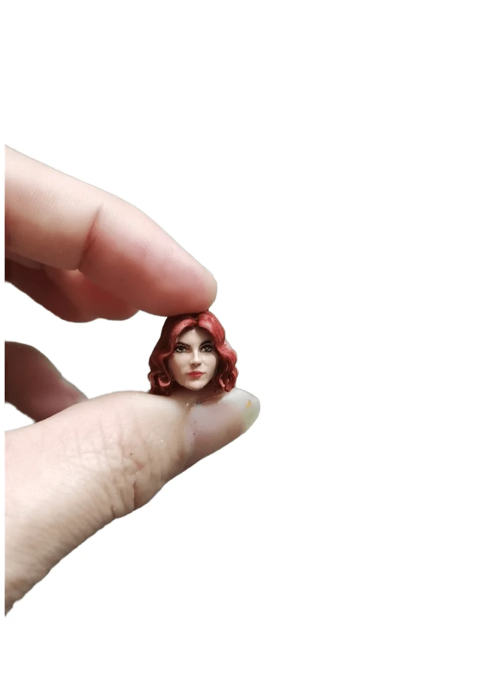 

1/18 Scale Head Carving Sophia Di Martino Female Soldier Model PVC Red Curly Hair 3.75 Inch Action Figure Body Doll DIY