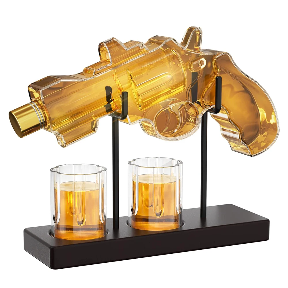 

New pistol model whiskey bottle 2 cups and wooden brackets Glass of glass wine distributor set Creative gift desktop decoration