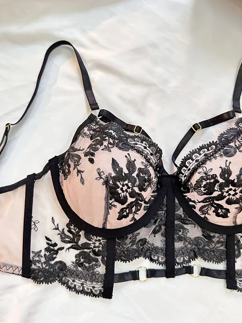 Embroidery Lingerie Set 15
