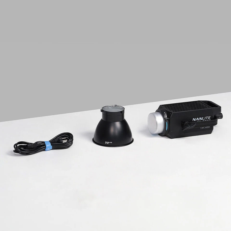Nanlite FS-300C FS-300B Video Light 2700K to 7500K  LED Monolight for Photography Fill Light CRI 95 TLCI 94 with App-Controlled 6