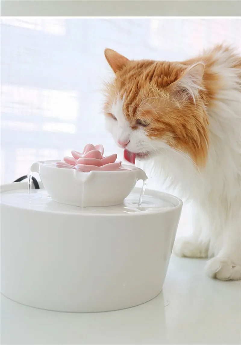  Dispensador de agua para mascotas Costrov, fuente de agua de  cerámica saludable para perro, gato, fuente de agua circular automática,  dispensador de agua para gatos, bebedero para lavabo de agua móvil 