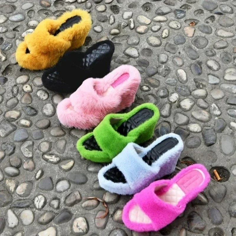 Winter Women Fashion Design Slippers Faux Fur Fluffy Furry