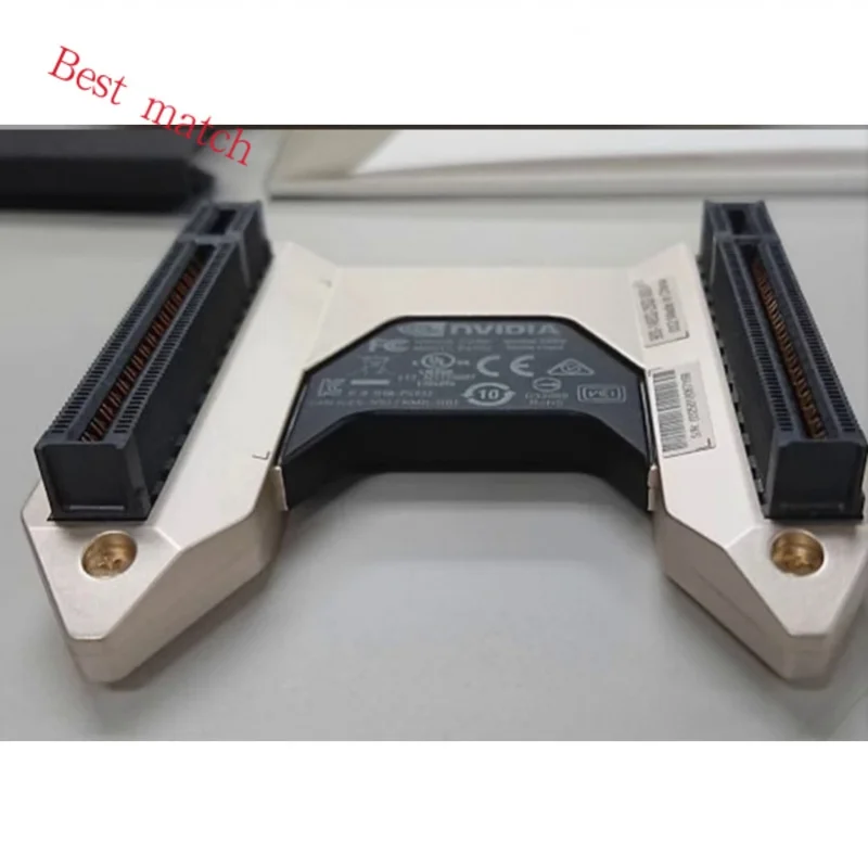 NVLink bridge（TITAN RTX用） Amazon.com: NVIDIA GeForce RTX NVLINK Bridge Quad-Slot - 80