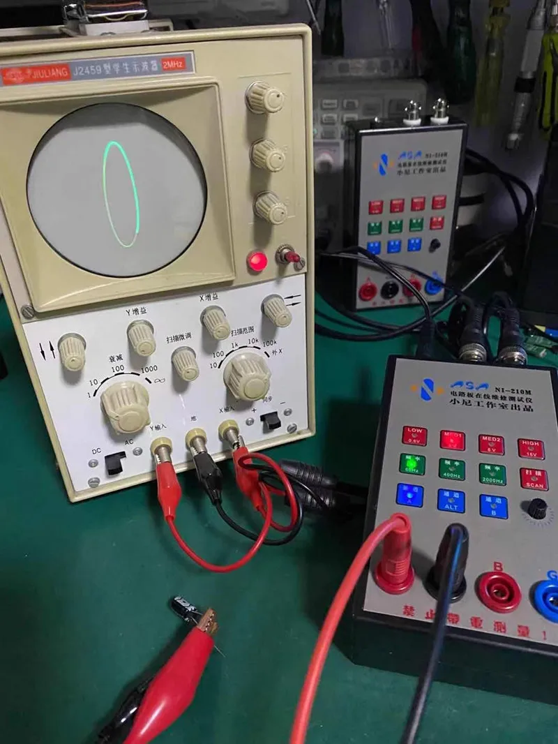Curve Tester VI Curve Tester Dual Channel Simultaneous Display