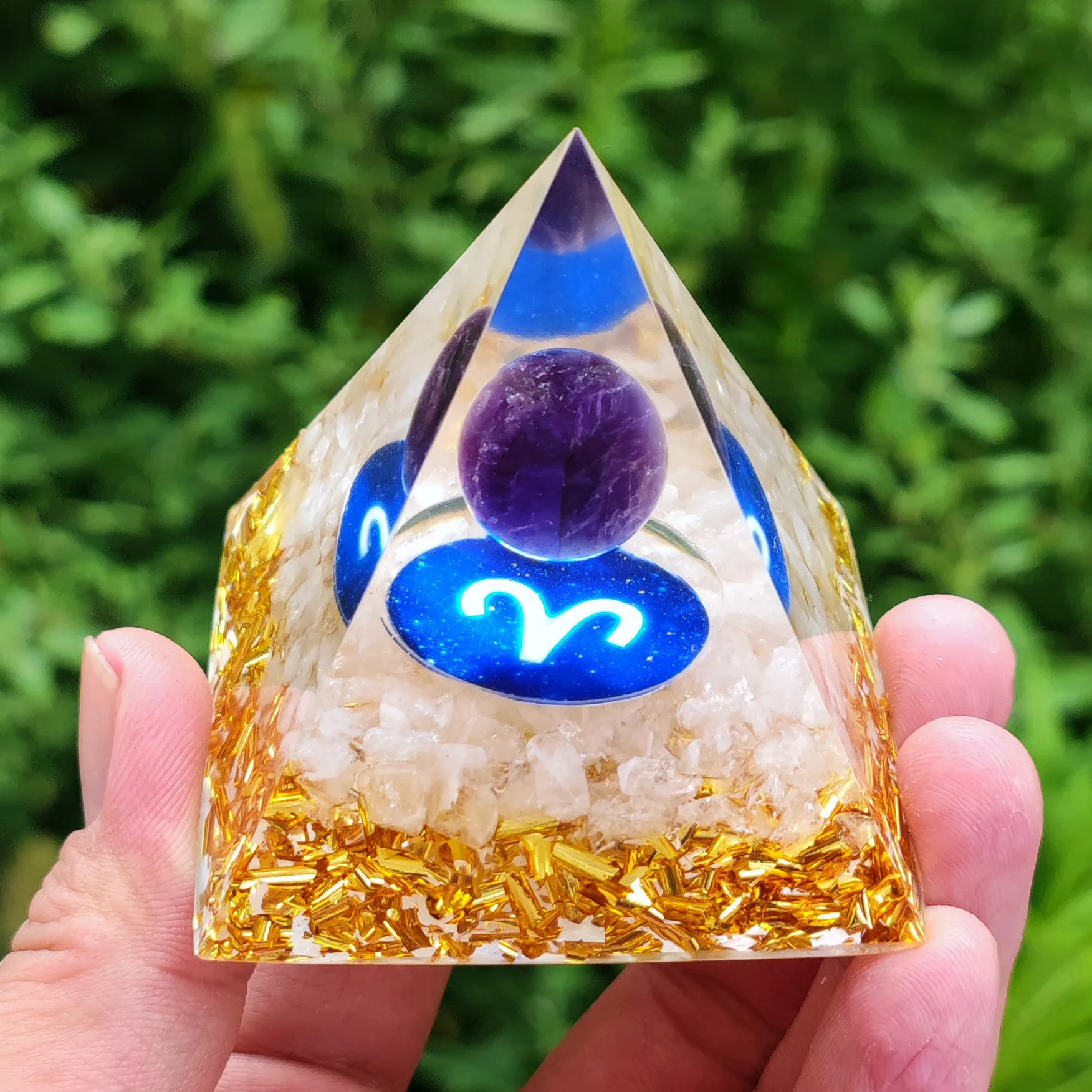 Crystal Ball Crushed Stone Pyramid Home Crafts Resin Decor Reiki Natural Mineral Crystal 12 Constellation Oganite Pyramid pump home water dispenser mineral spring purified water bucket press large barrel electric water pressure water dispenser