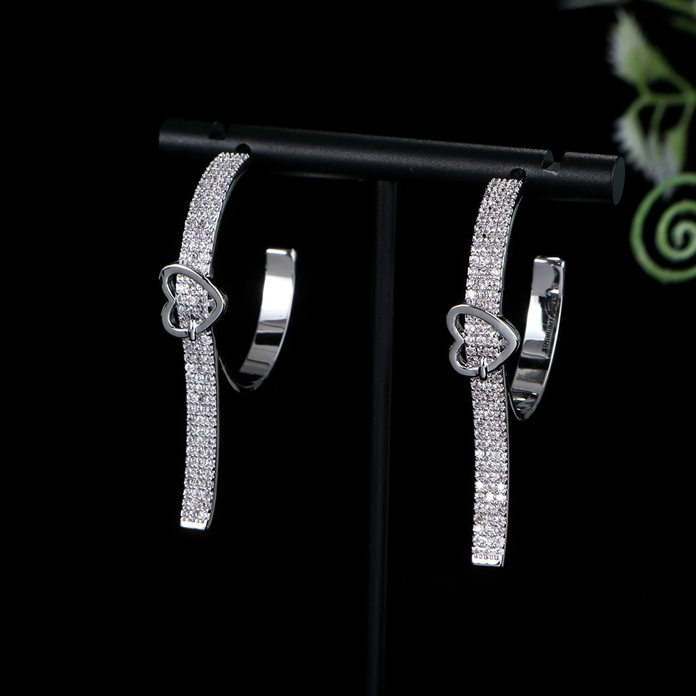 

Роскошные модные простые геометрические серьги-кольца в форме сердца с цветной лентой для женщин Свадебные серьги-кольца с фианитами E1122