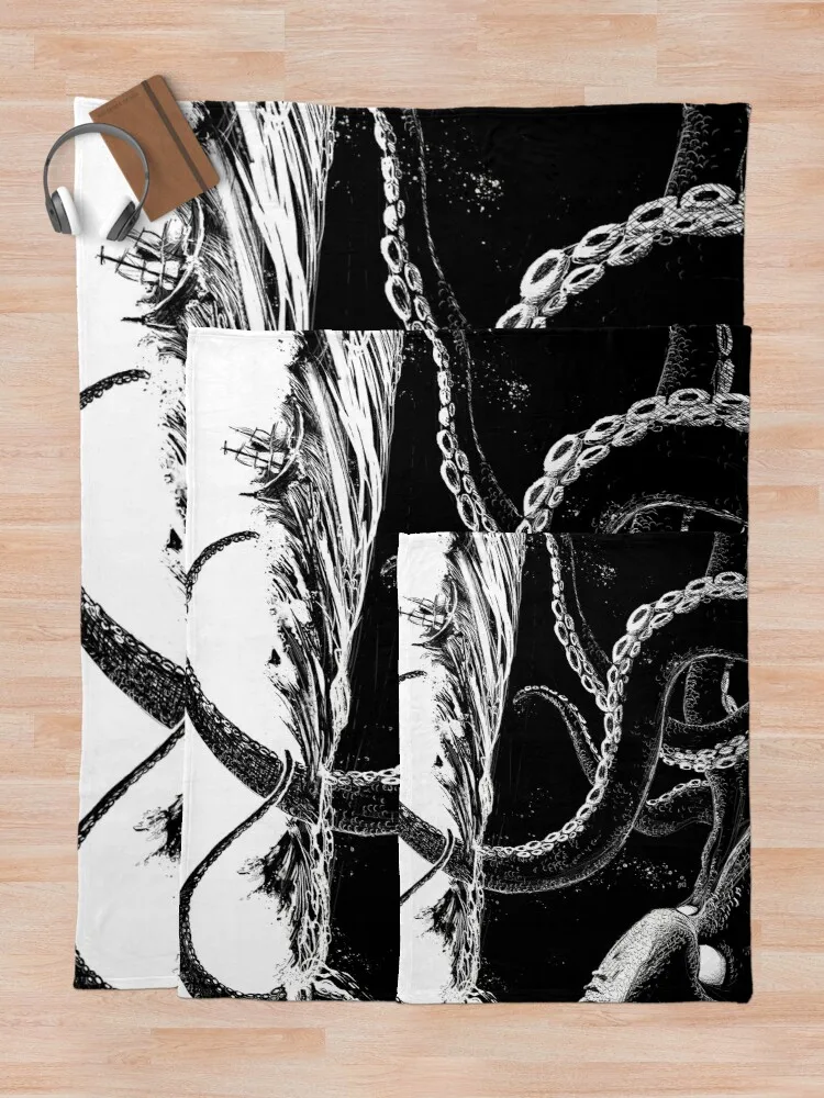 Kraken Rules the Sea Throw ��� ���� ���